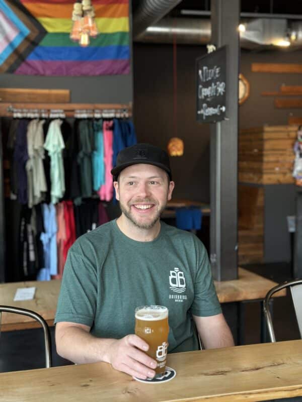 Bainbridge Brewing Logo T-Shirt - Heather Green - Image 2